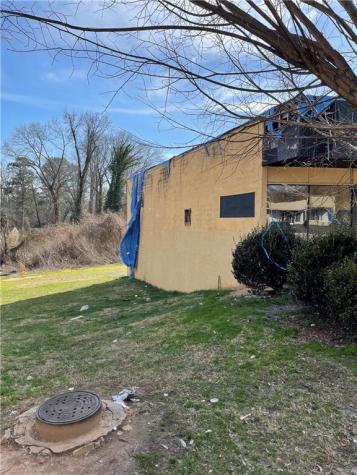 2254 Cascade Road SW Atlanta GA 30311