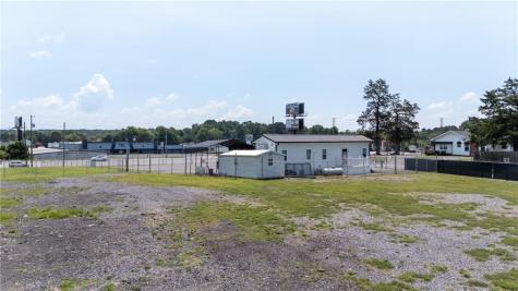 2213 Cleveland Highway Dalton GA 30721