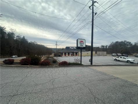 1352 S Chestatee Street Dahlonega GA 30533