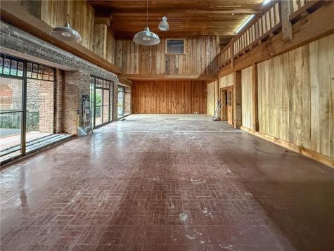 11 S Grove Street Dahlonega GA 30533