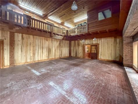 11 S Grove Street Dahlonega GA 30533
