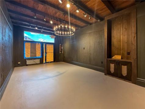 11 S Grove Street Dahlonega GA 30533