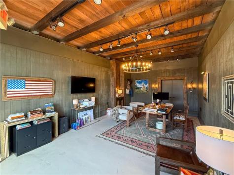 11 S Grove Street Dahlonega GA 30533