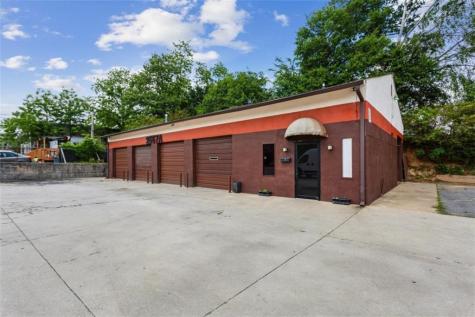 2667 Donald Lee Hollowell Parkway Atlanta GA 30318