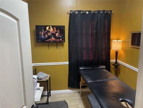 957 M L King Jr Drive NW Atlanta GA 30314