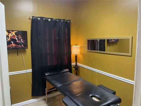 957 M L King Jr Drive NW Atlanta GA 30314