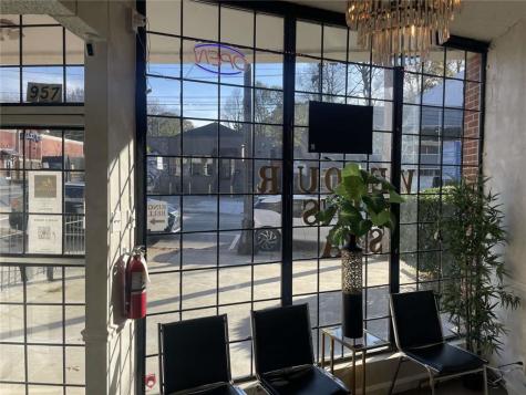 957 M L King Jr Drive NW Atlanta GA 30314