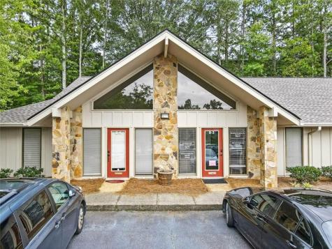 11285 Elkins Road Roswell GA 30076