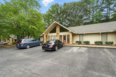 11285 Elkins Road Roswell GA 30076