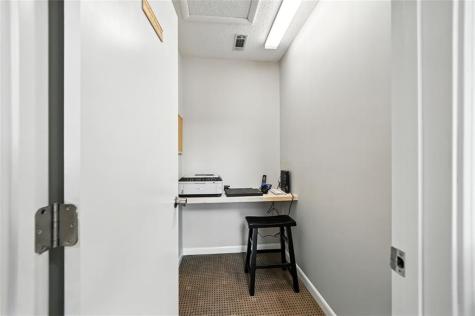 11285 Elkins Road Roswell GA 30076