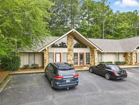 11285 Elkins Road Roswell GA 30076