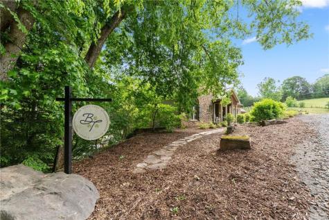 253 Happy Trails Way Jasper GA 30143