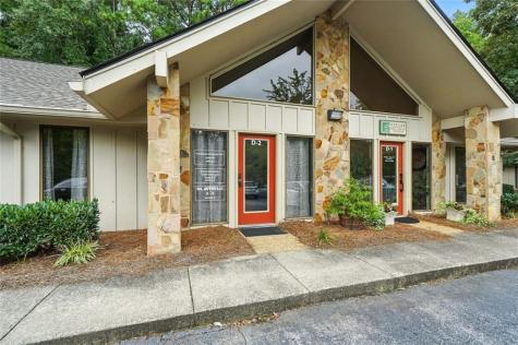 11285 Elkins Road Roswell GA 30076