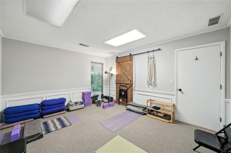 11285 Elkins Road Roswell GA 30076