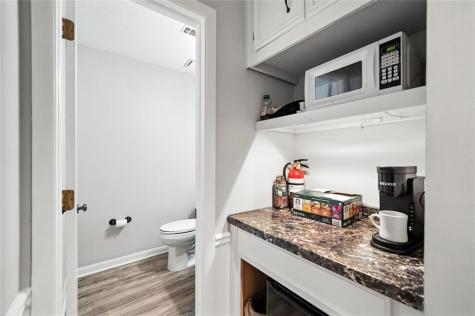 11285 Elkins Road Roswell GA 30076