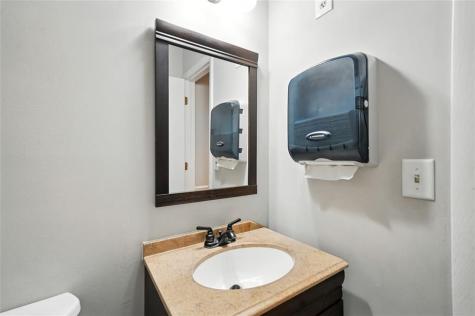 11285 Elkins Road Roswell GA 30076