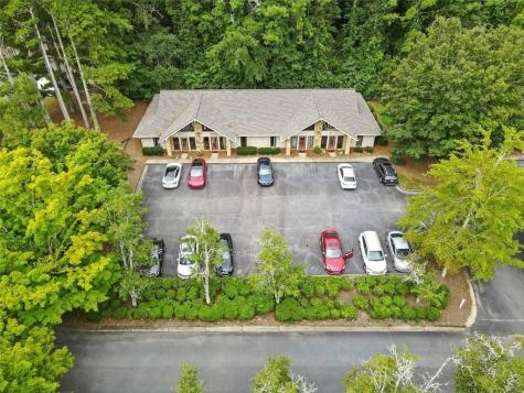 11285 Elkins Road Roswell GA 30076