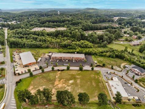 115 Village Walk Dallas GA 30132