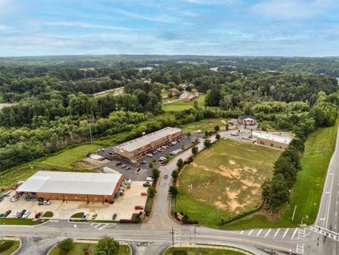 115 Village Walk Dallas GA 30132