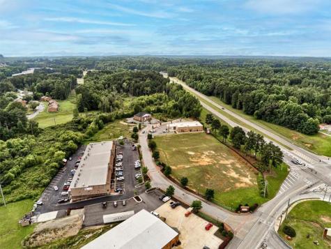 115 Village Walk Dallas GA 30132