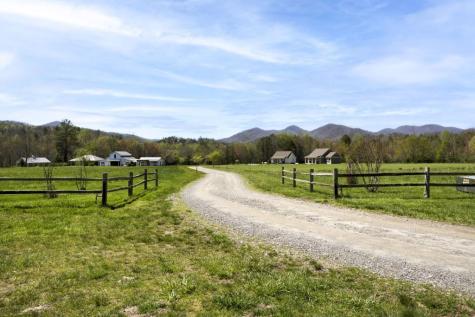 2835 Plottown Road Young Harris GA 30582