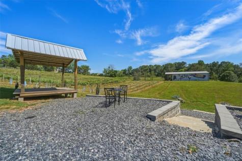 2317 Highway 382 Ellijay GA 30540