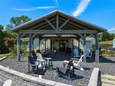 2317 Highway 382 Ellijay GA 30540