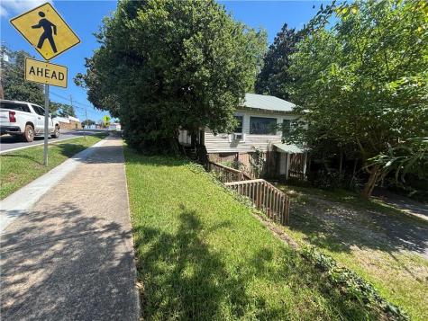 232 Main Street E Dahlonega GA 30533
