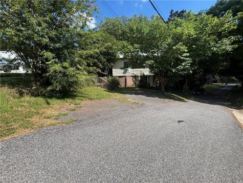 232 Main Street E Dahlonega GA 30533