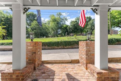 168 W West Main Street Dahlonega GA 30533