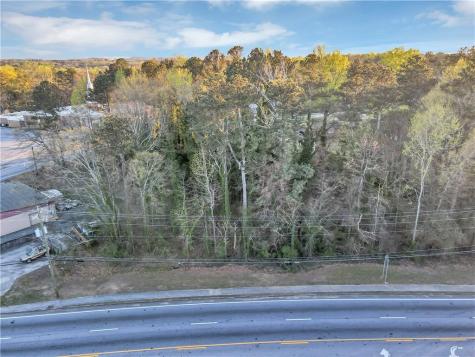 1587 Veterans Memorial Highway SW Mableton GA 30126
