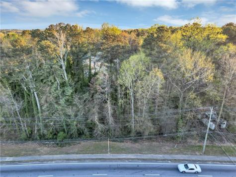 1587 Veterans Memorial Highway SW Mableton GA 30126