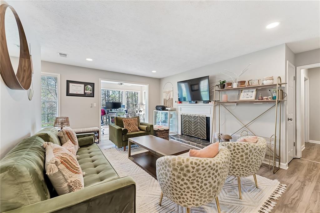 103 Natchez Trace Sandy Springs GA 30350