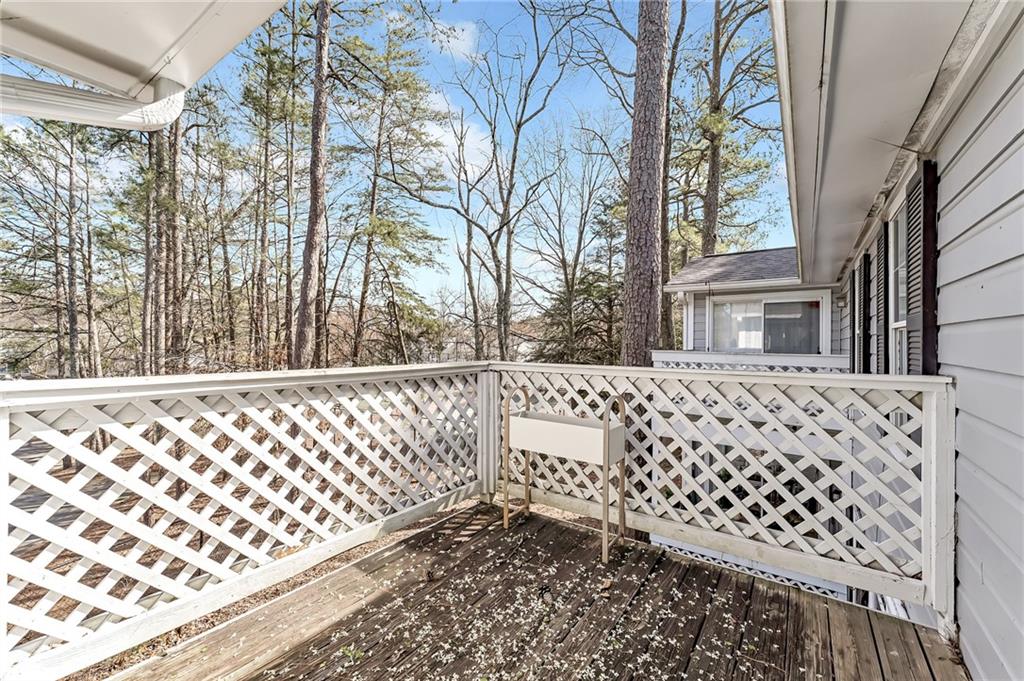 103 Natchez Trace Sandy Springs GA 30350