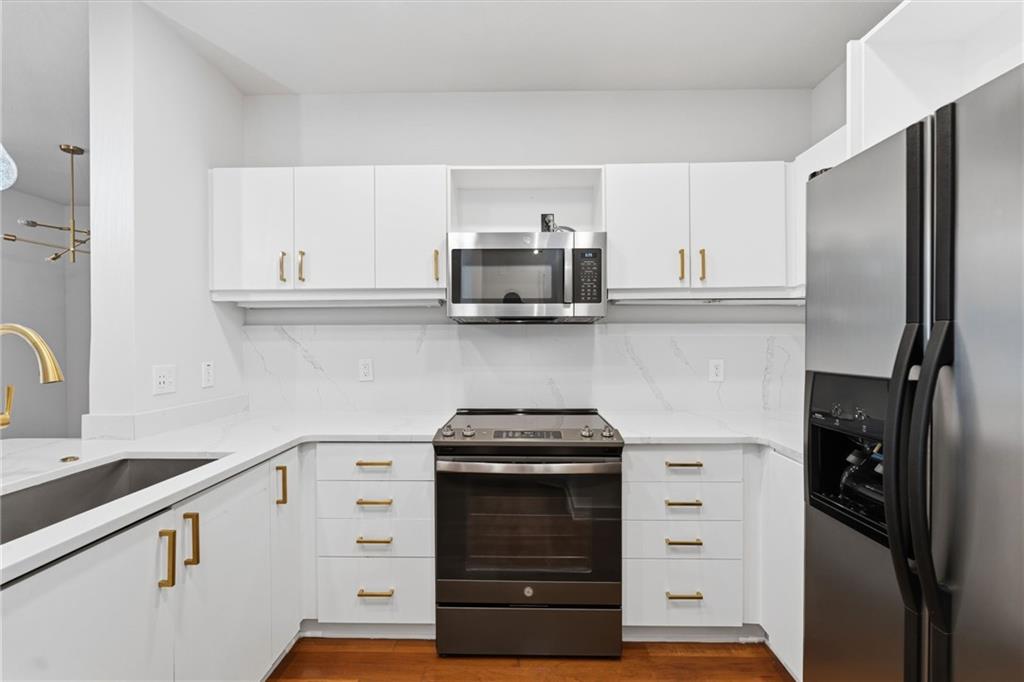 390 17th Street NW Atlanta GA 30363