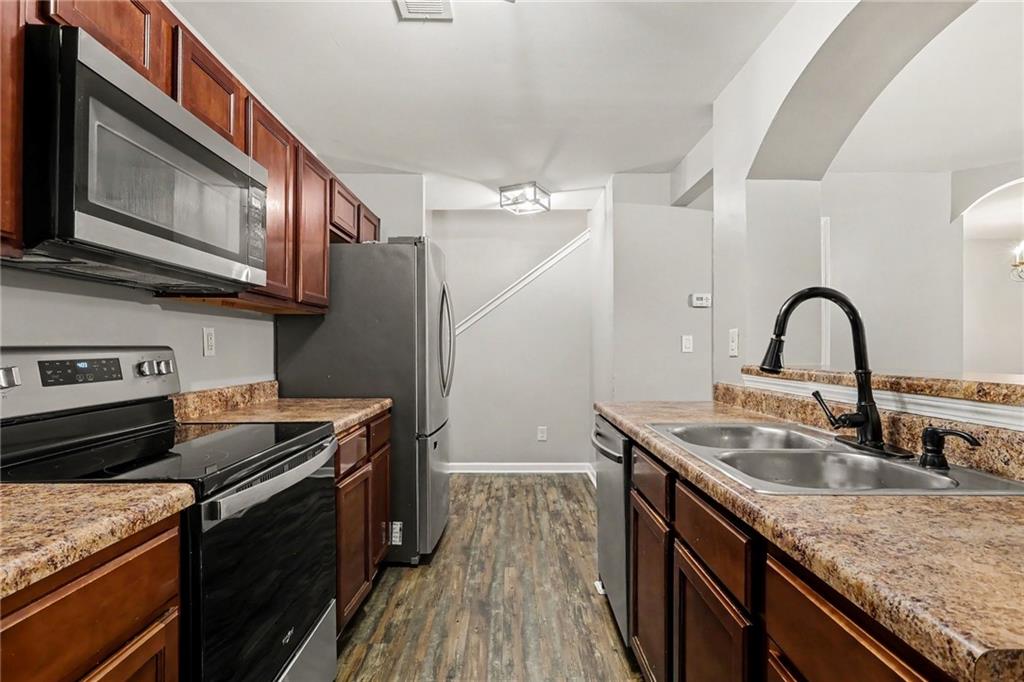 2700 Haynescrest Drive Grayson GA 30017
