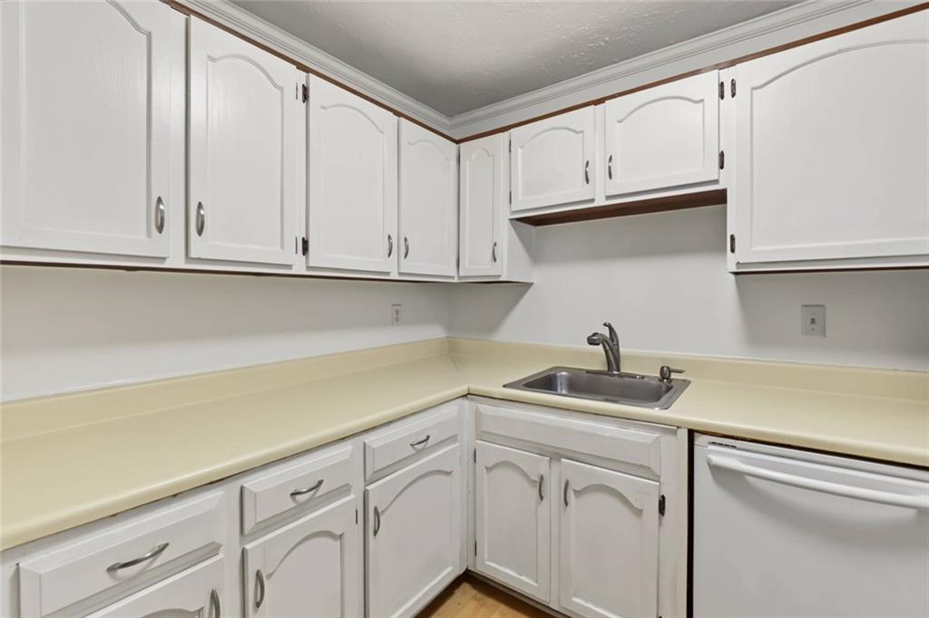 2722 Suwanee Way SE Marietta GA 30067