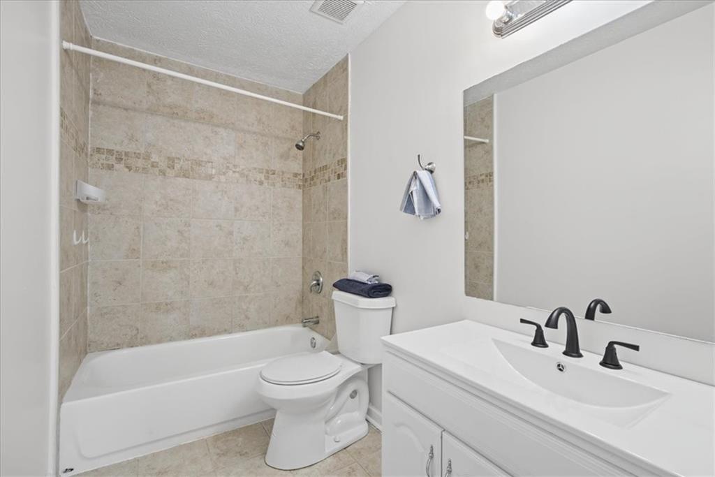 4022 Hancock Circle Doraville GA 30340