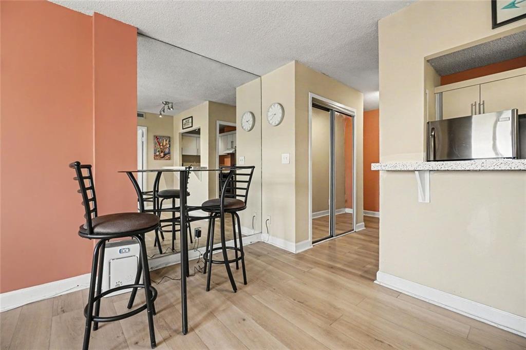 2285 Peachtree Road NE Atlanta GA 30309