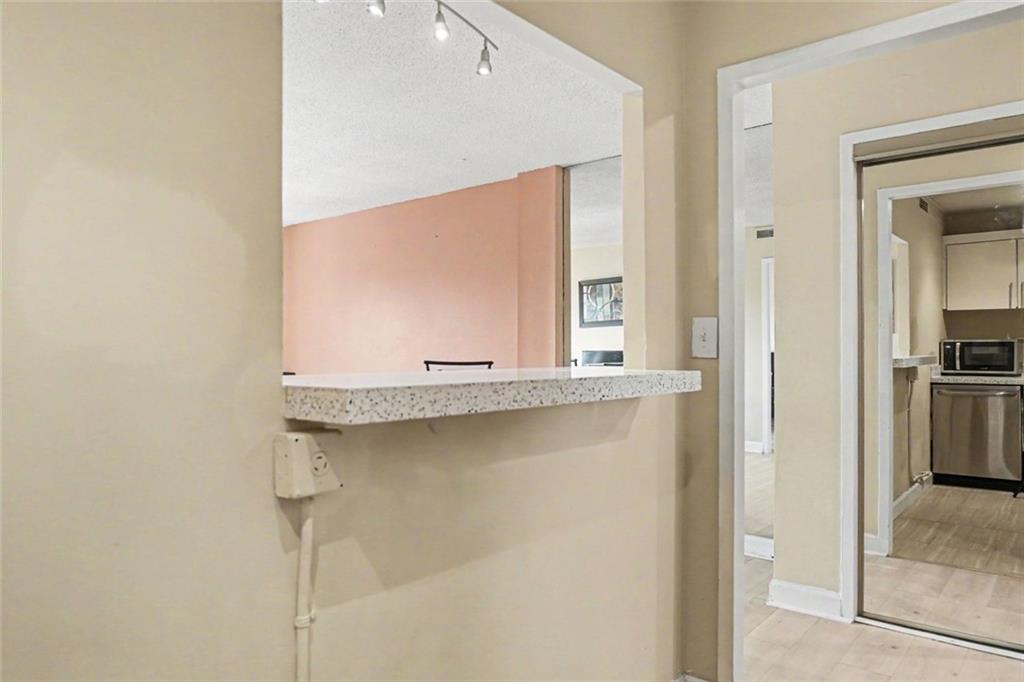2285 Peachtree Road NE Atlanta GA 30309