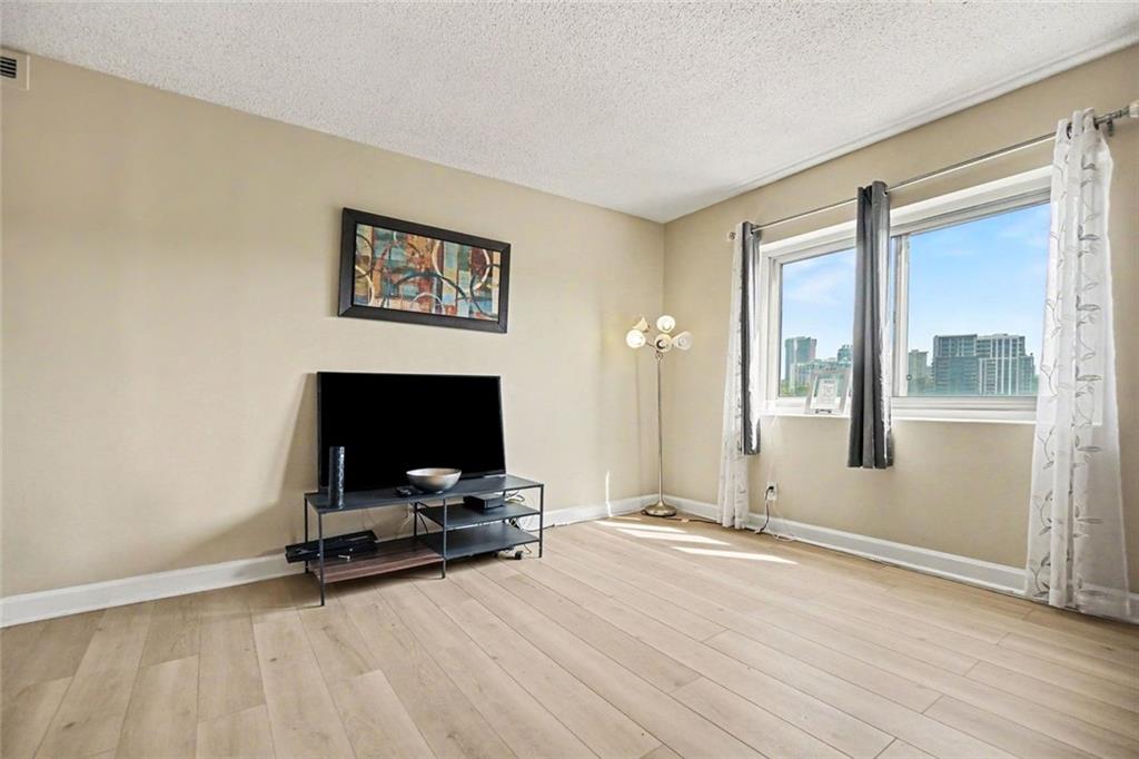 2285 Peachtree Road NE Atlanta GA 30309