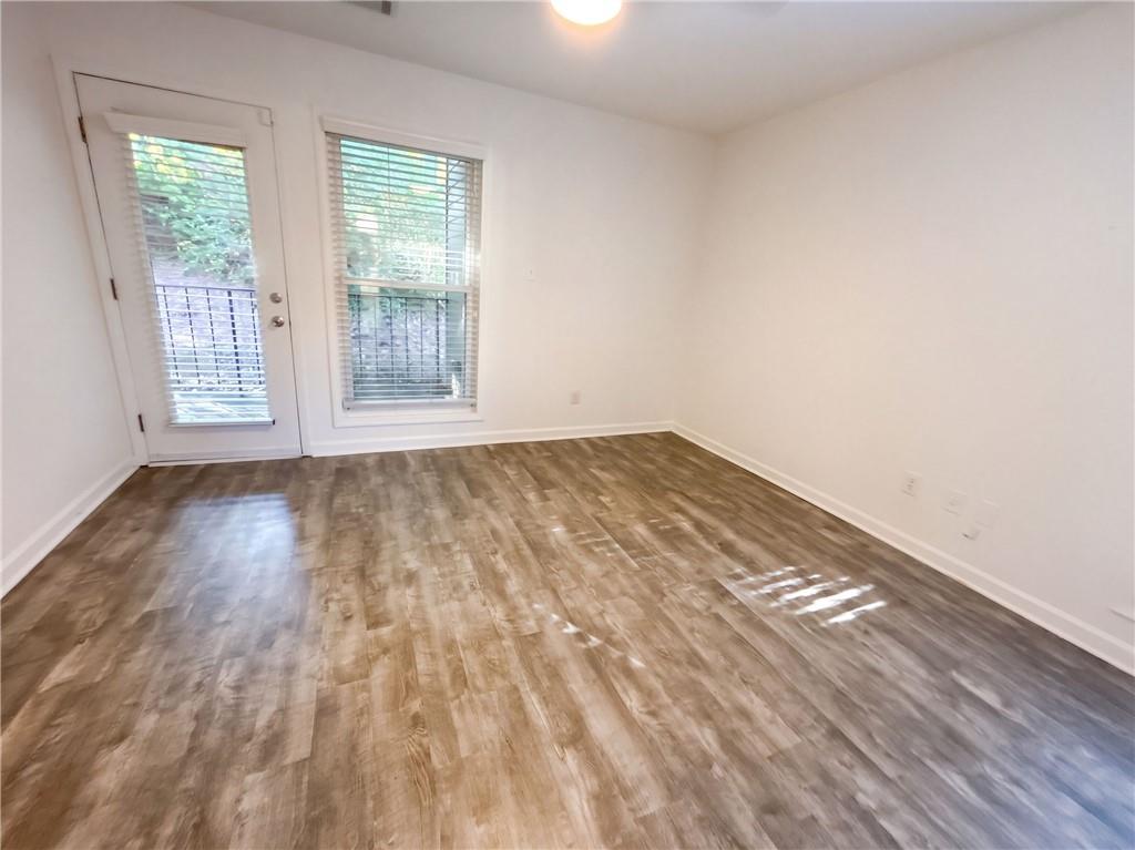 1113 Lake Pointe Circle Roswell GA 30075