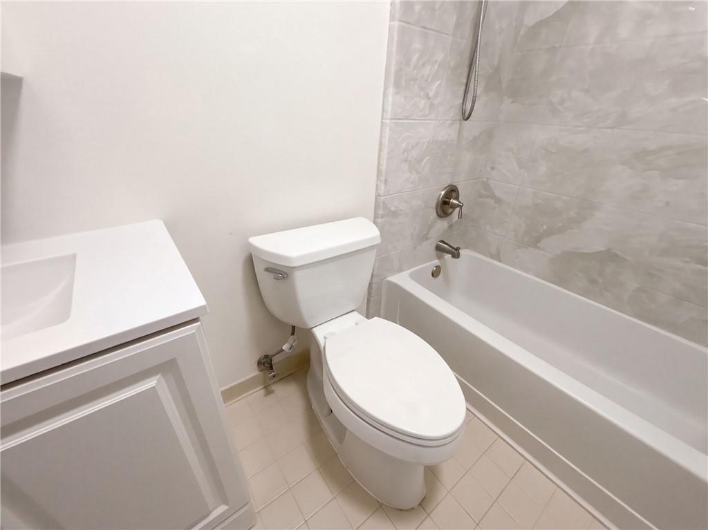 1113 Lake Pointe Circle Roswell GA 30075