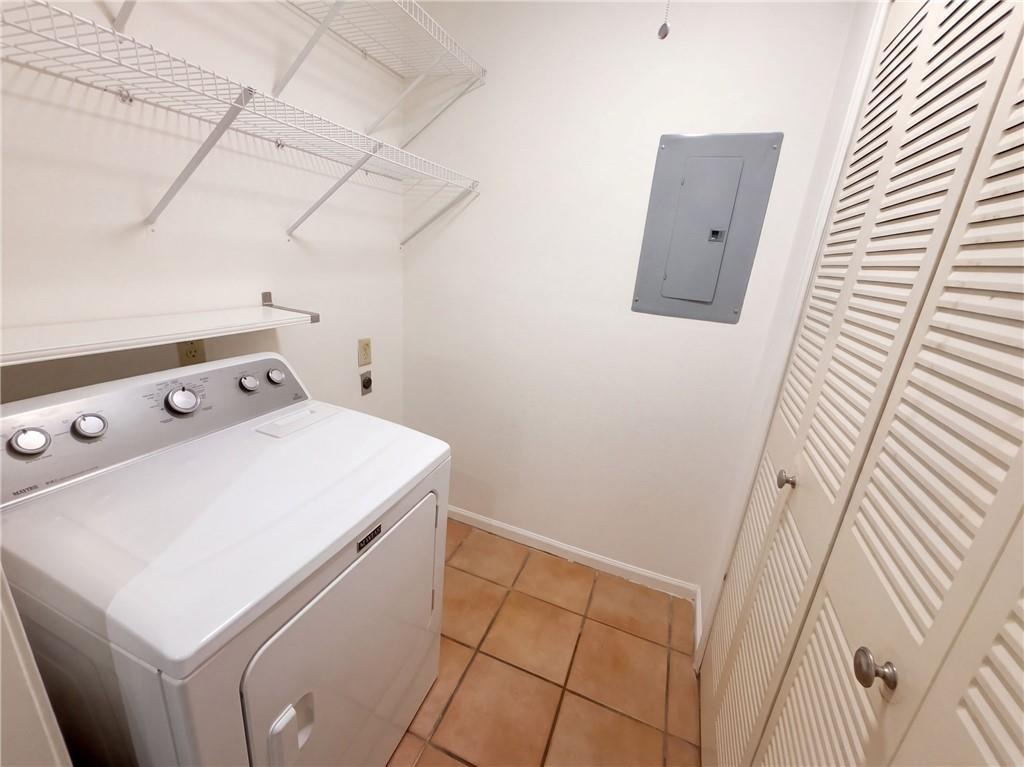 1113 Lake Pointe Circle Roswell GA 30075