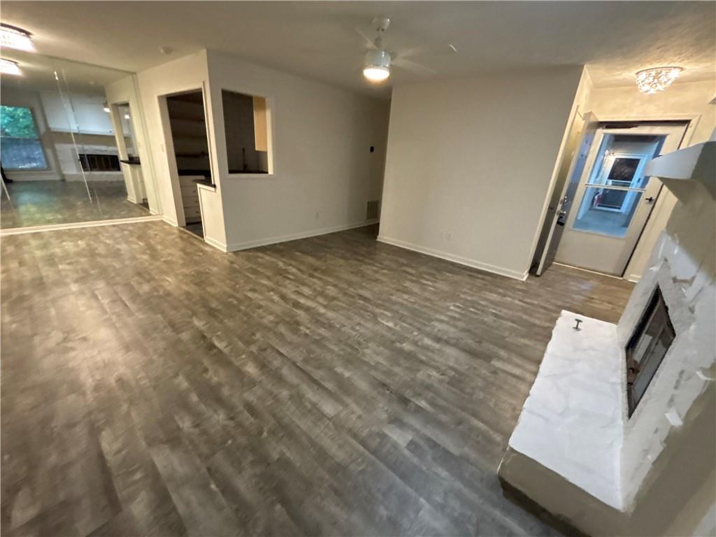 1113 Lake Pointe Circle Roswell GA 30075