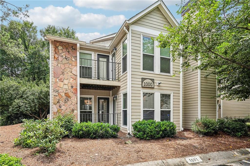 1001 Lake Pointe Circle Roswell GA 30075