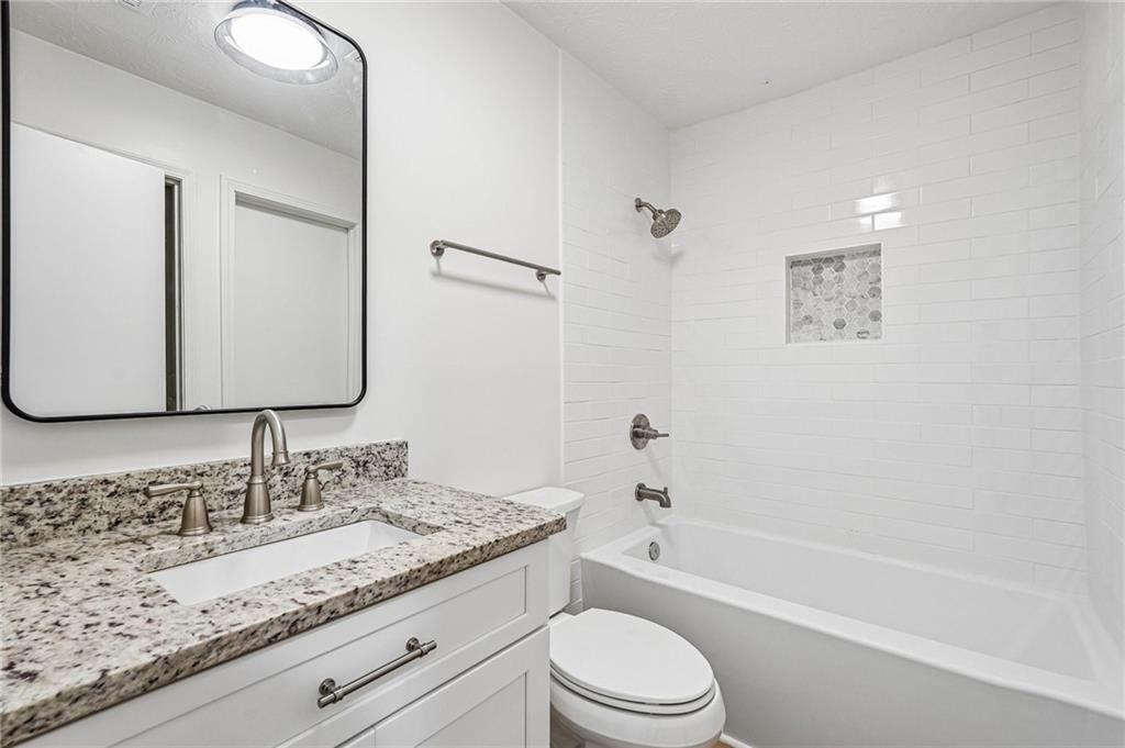 1001 Lake Pointe Circle Roswell GA 30075