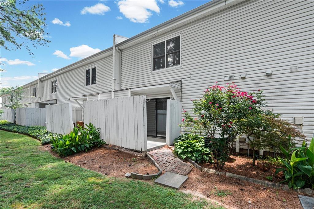 1615 Homestead Trail Alpharetta GA 30004