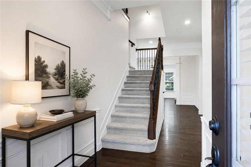 122 Barkley Lane Sandy Springs GA 30328