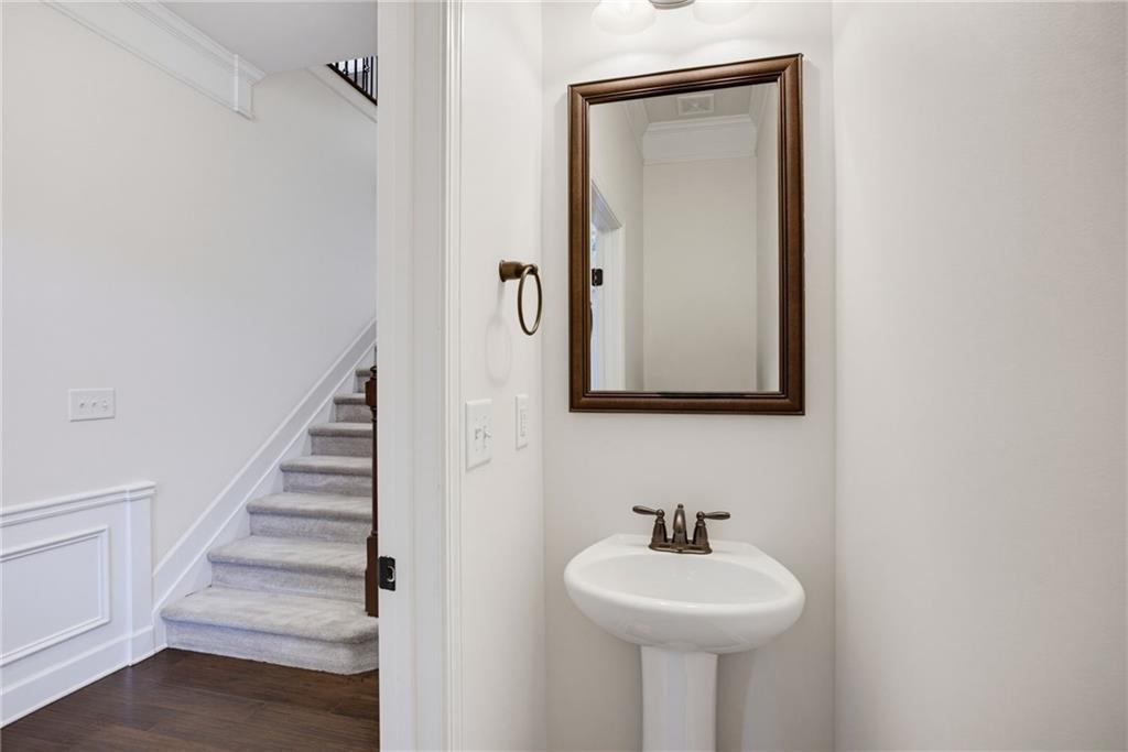 122 Barkley Lane Sandy Springs GA 30328